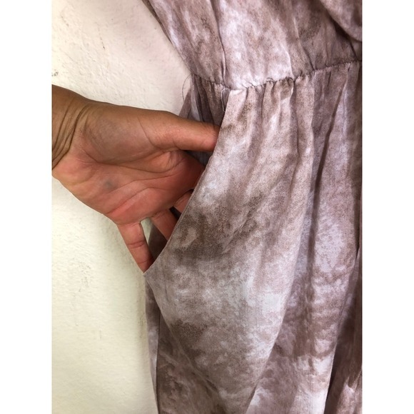 Bucketlist Tie-Waist Jumpsuit Women's Large Short Sleeve Taupe Tie Dye Wide Leg - Picture 11 of 16